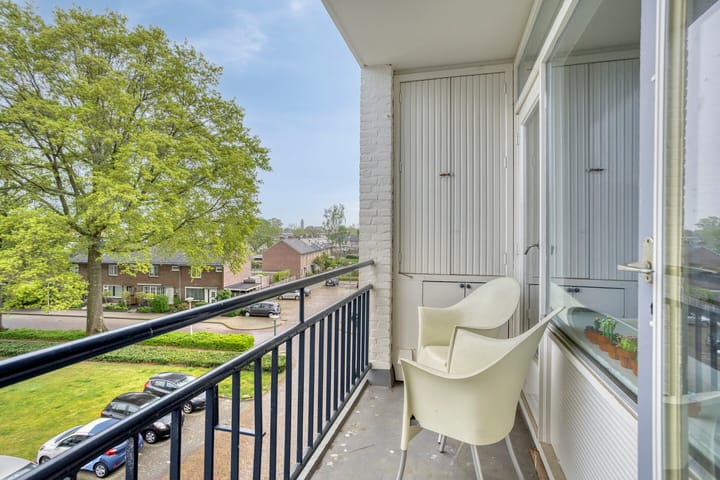 Foto 15 van Paul Scholtenweg 48