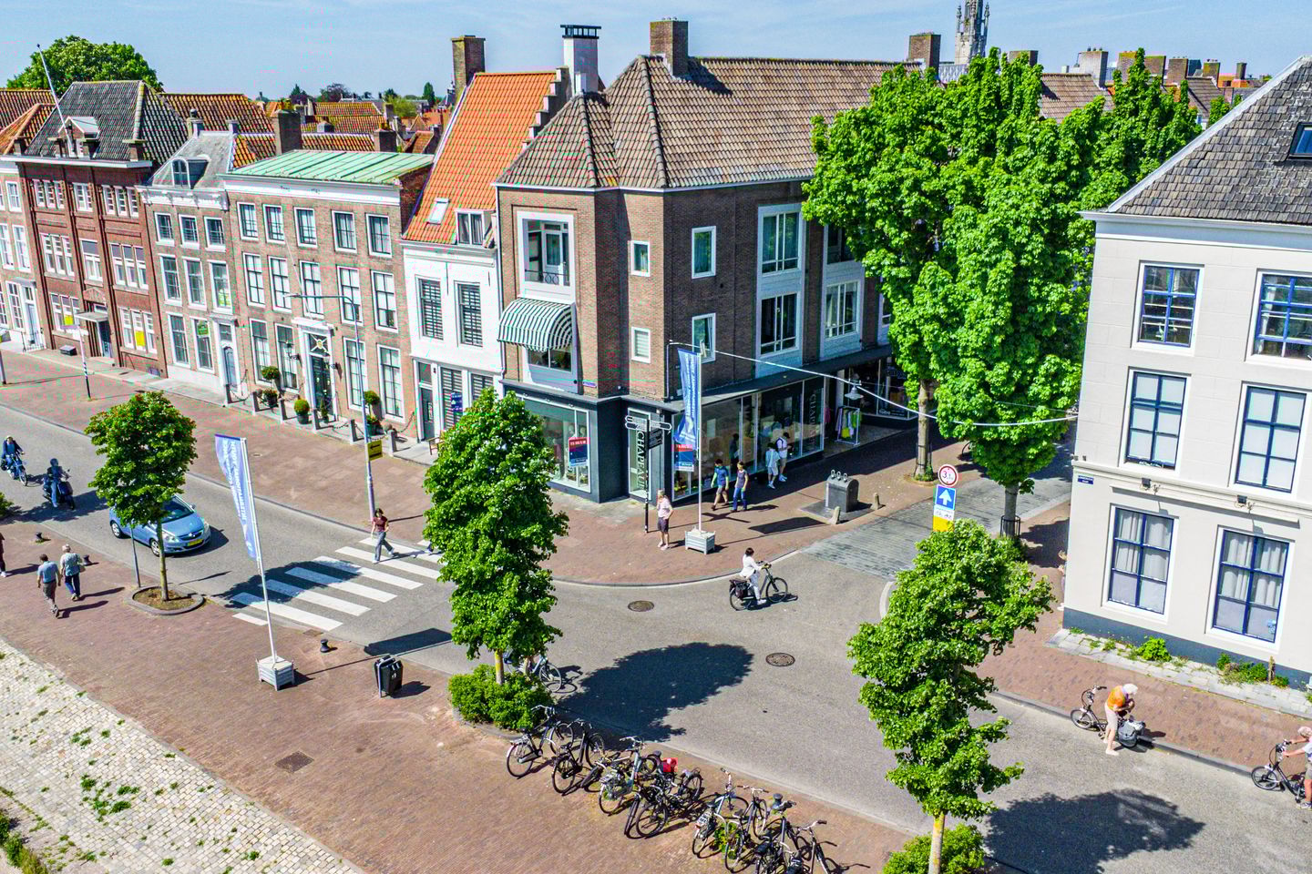 View photo 2 of Segeersstraat 70