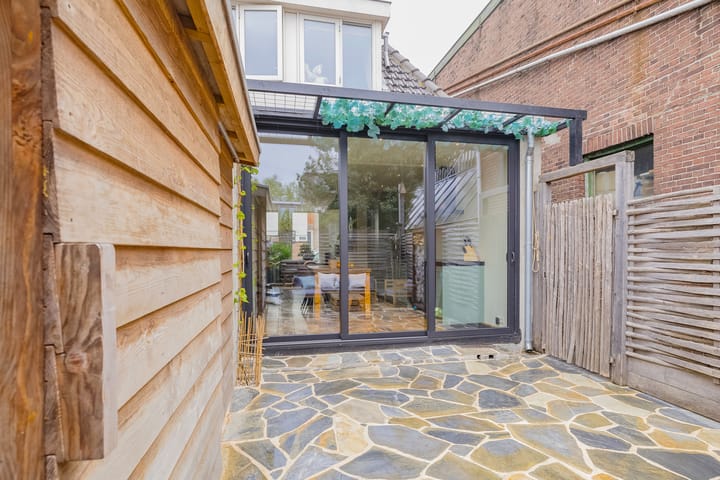 Foto 16 van Trompstraat 13