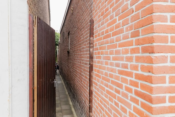 Foto 37 van Trompstraat 13