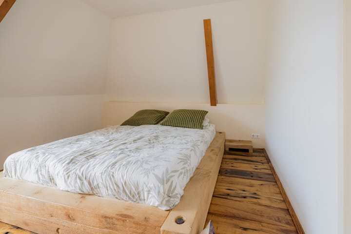 Foto 25 van Trompstraat 13