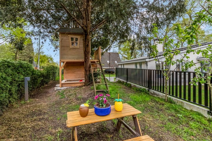 Foto 60 van Dennenlaan 14