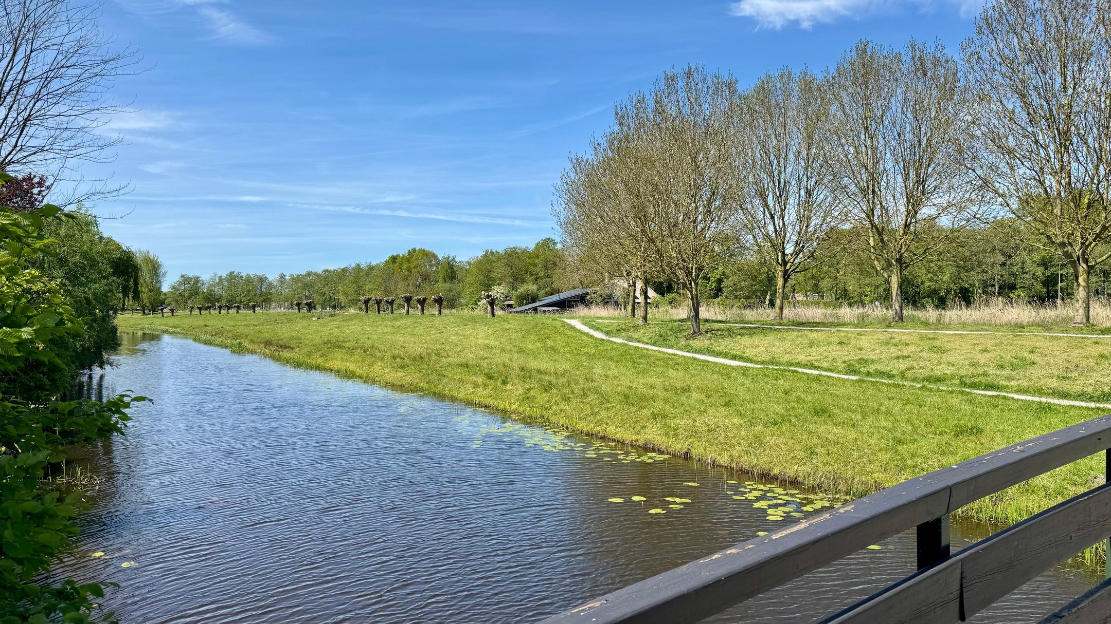 Photo 6 of Hooizolder 418