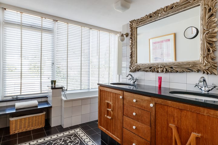 Foto 18 van Jan Ligthartplein 18