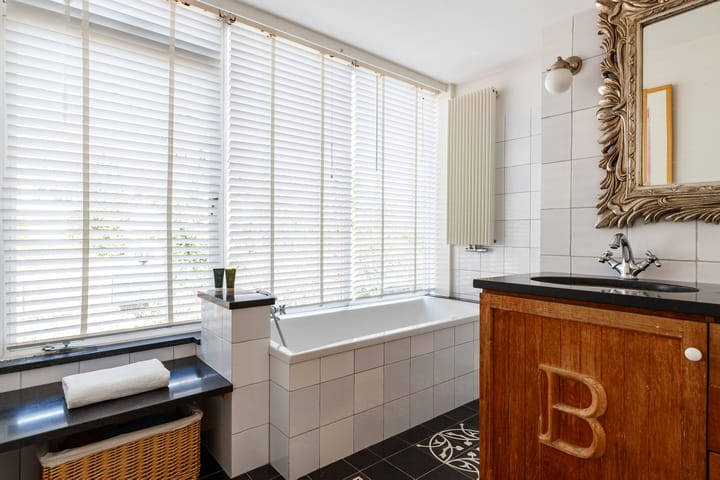 Foto 19 van Jan Ligthartplein 18