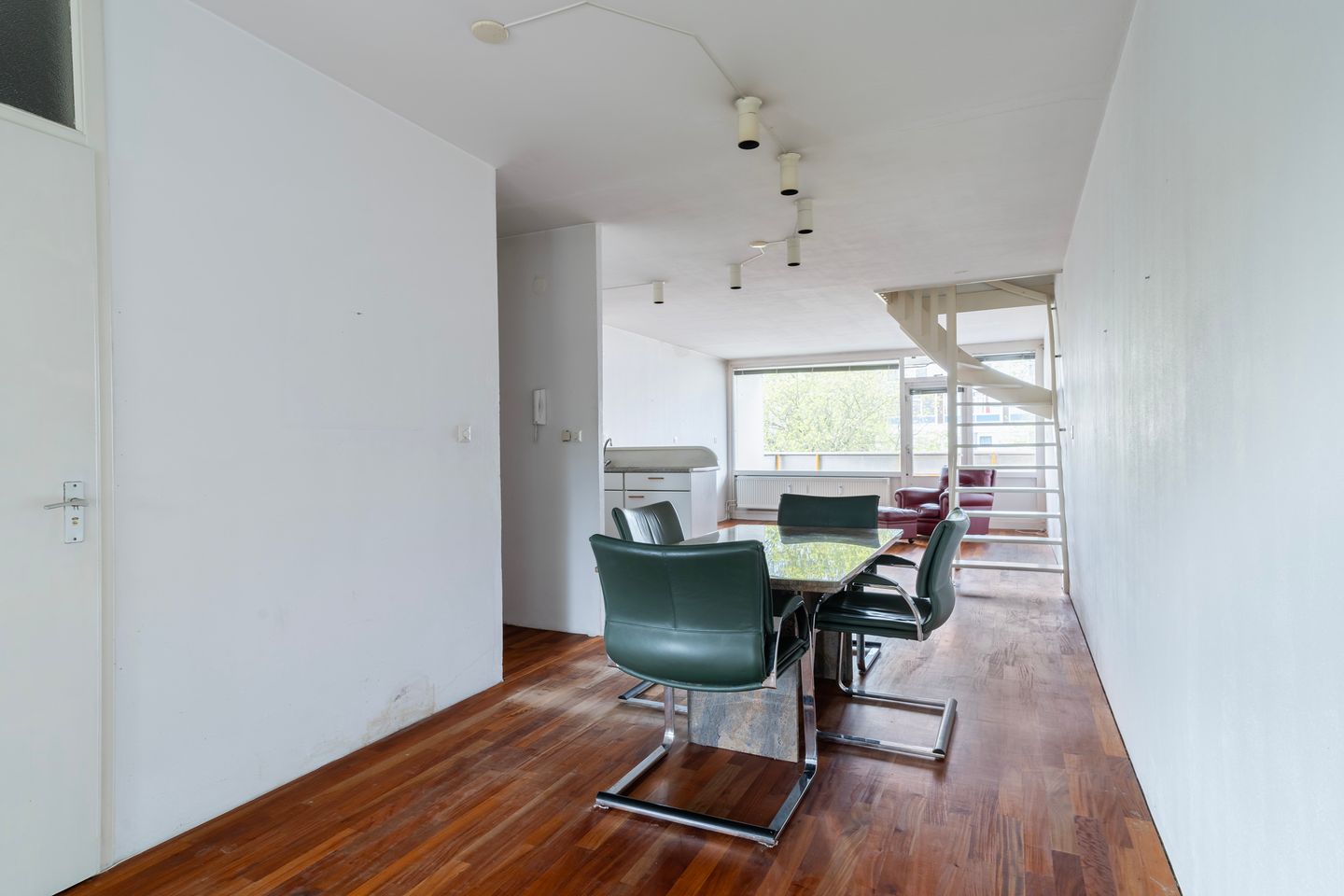 Foto 19 van Montgomerylaan 242