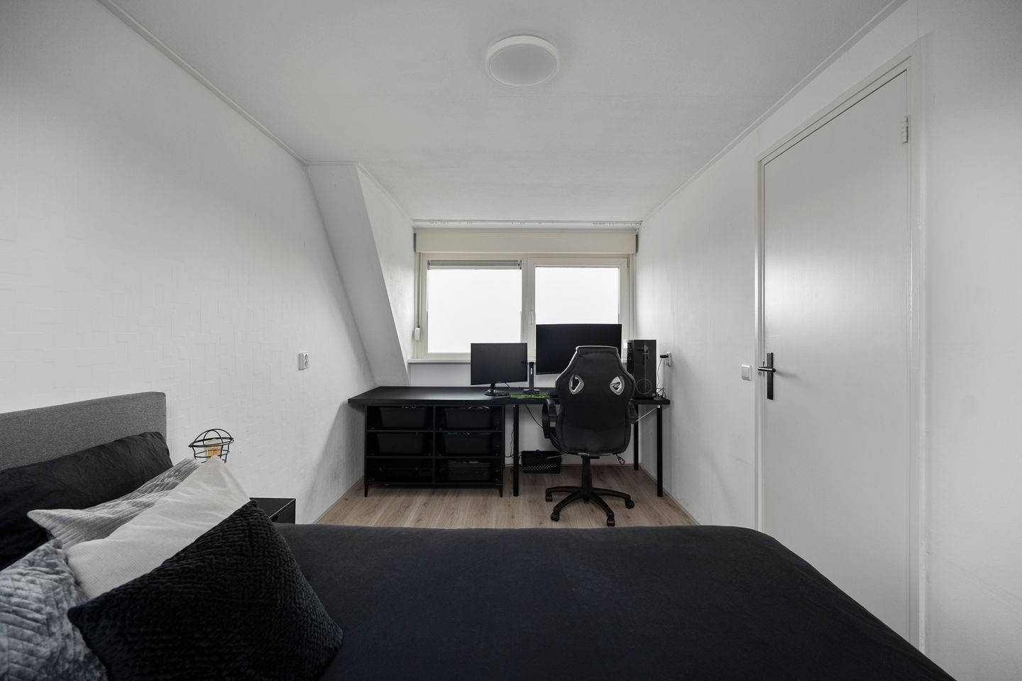 Foto 25 van Kruiszwin 1272