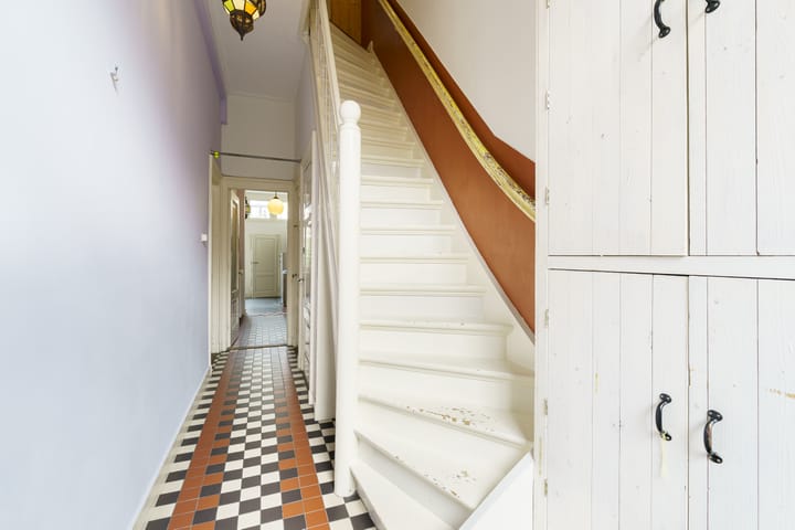 Foto 8 van Nicolaas van der Laanstraat 11