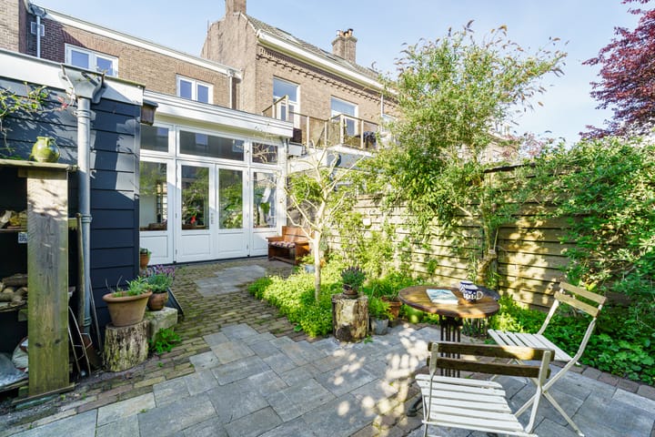 Foto 30 van Nicolaas van der Laanstraat 11