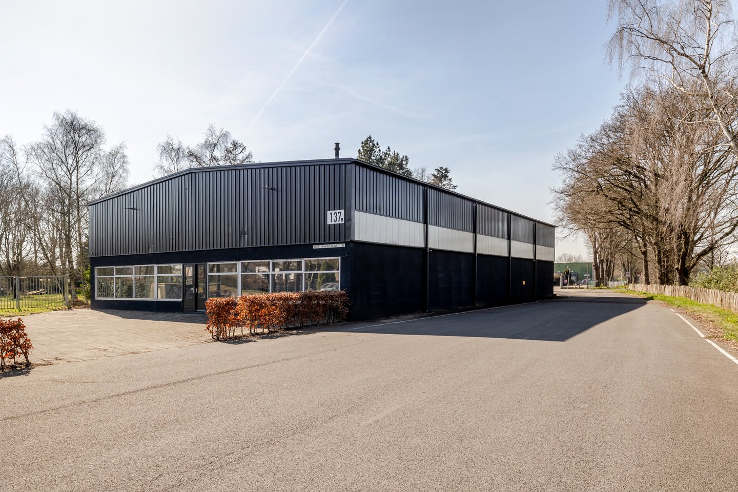 View photo 1 of Oosterhoutseweg 137-B