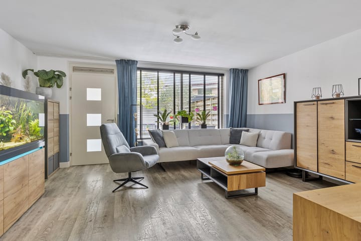 Foto 8 van Willem Bilderdijkstraat 3