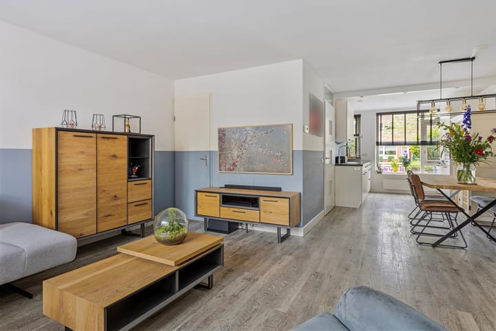 Foto 12 van Willem Bilderdijkstraat 3