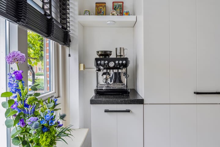 Foto 15 van Willem Bilderdijkstraat 3