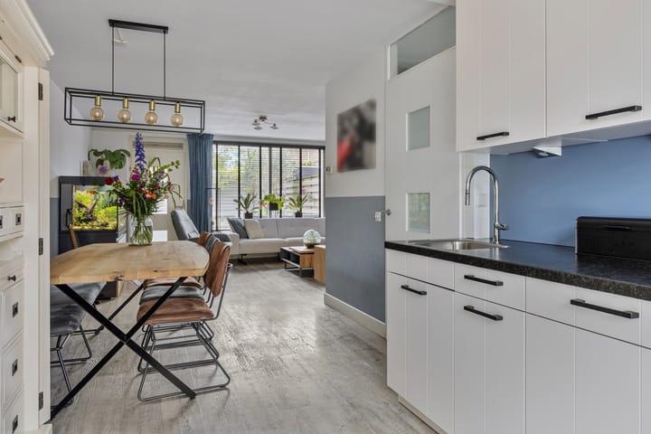 Foto 16 van Willem Bilderdijkstraat 3