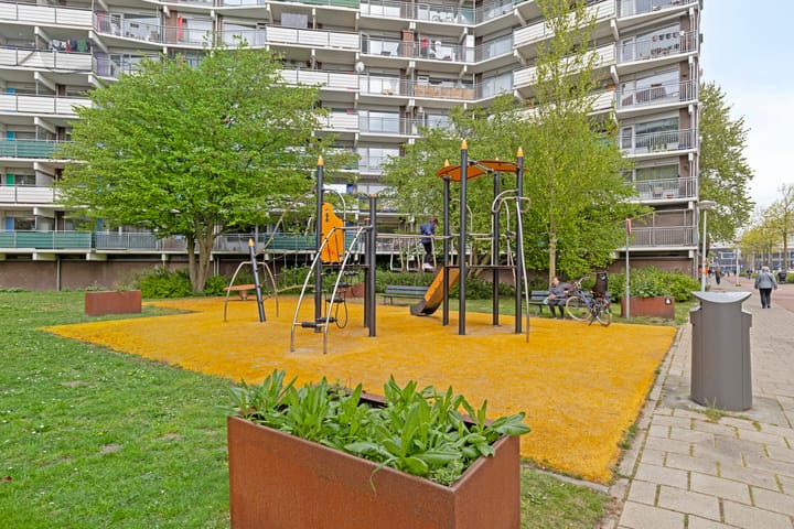 Photo 38 of Loenermark 881