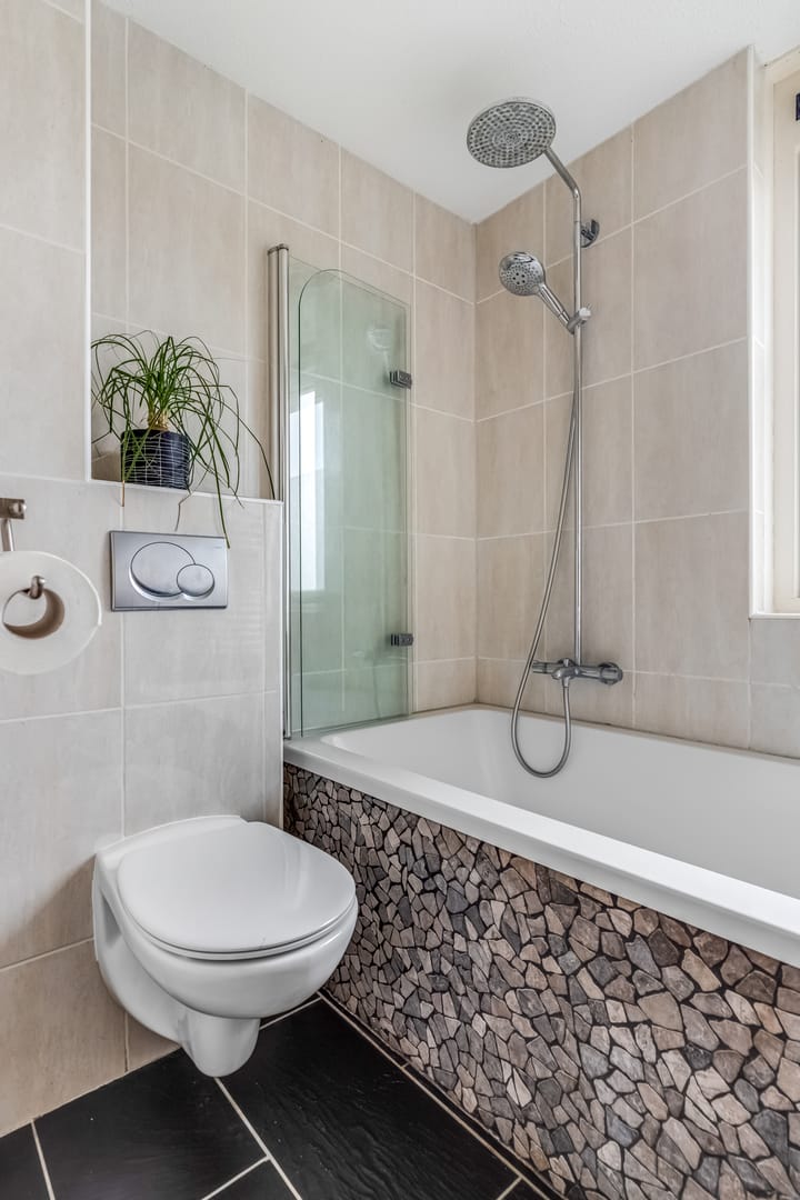 Foto 21 van Tarwelaan 76