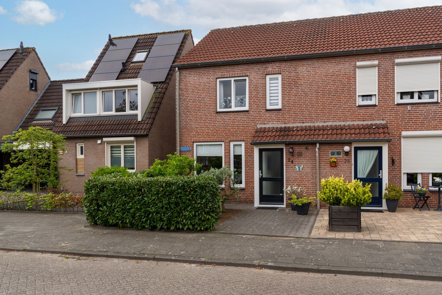 Foto 1 van Lijster 24