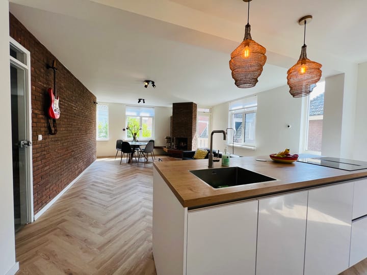 Photo 3 of Kazernestraat 1