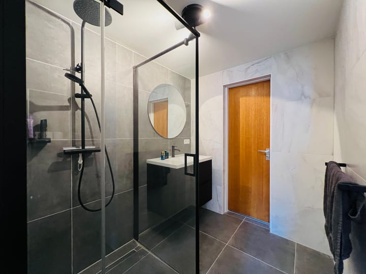 Photo 15 of Kazernestraat 1