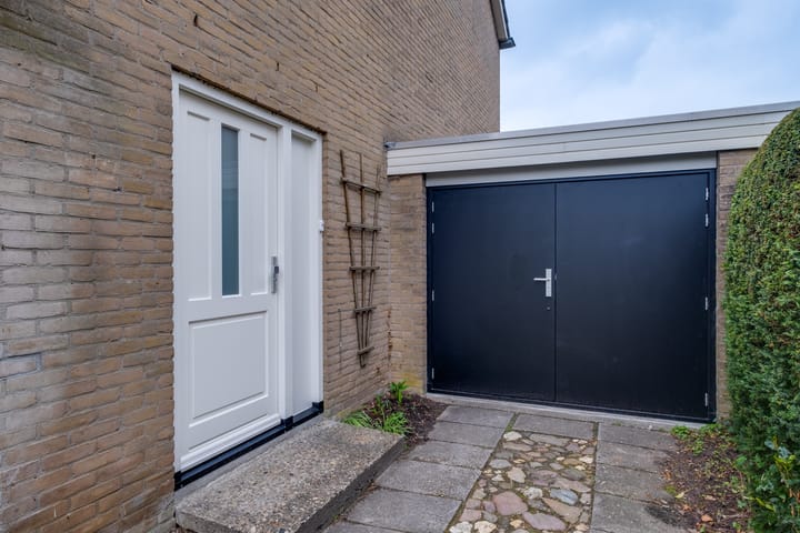 Foto 5 van Peter van Anrooylaan 24