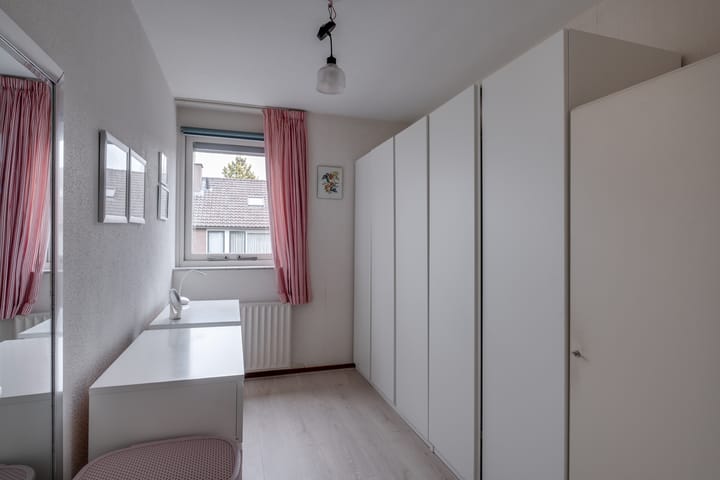 Foto 18 van Peter van Anrooylaan 24