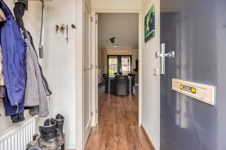 Foto 14 van Van Limburg Stirumware 46