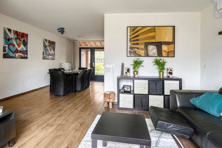 Foto 6 van Van Limburg Stirumware 46