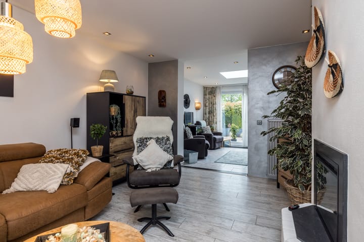 Foto 10 van Agaatstraat 33