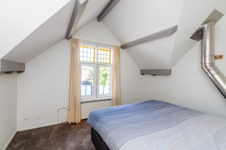 Foto 30 van Emmastraat 32