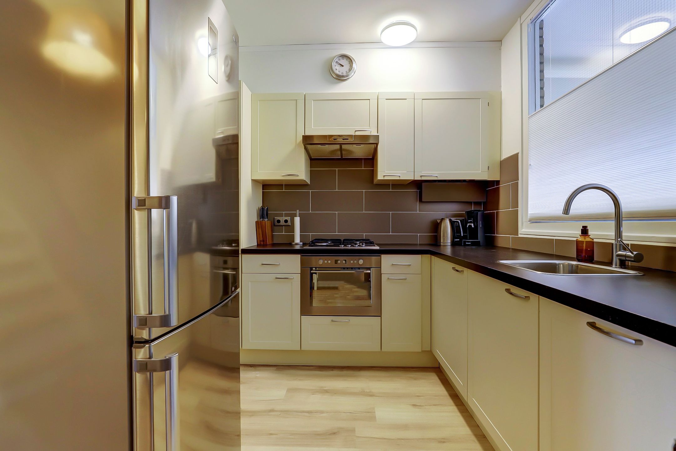 Foto 21 van Dokter van Stratenweg 315