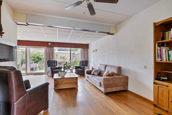 Foto 7 van Rode Schouw 66