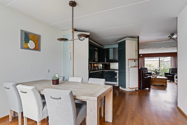 Foto 12 van Rode Schouw 66