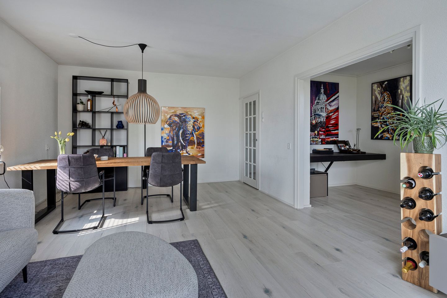 Photo 10 of Carry van Bruggenstraat 30