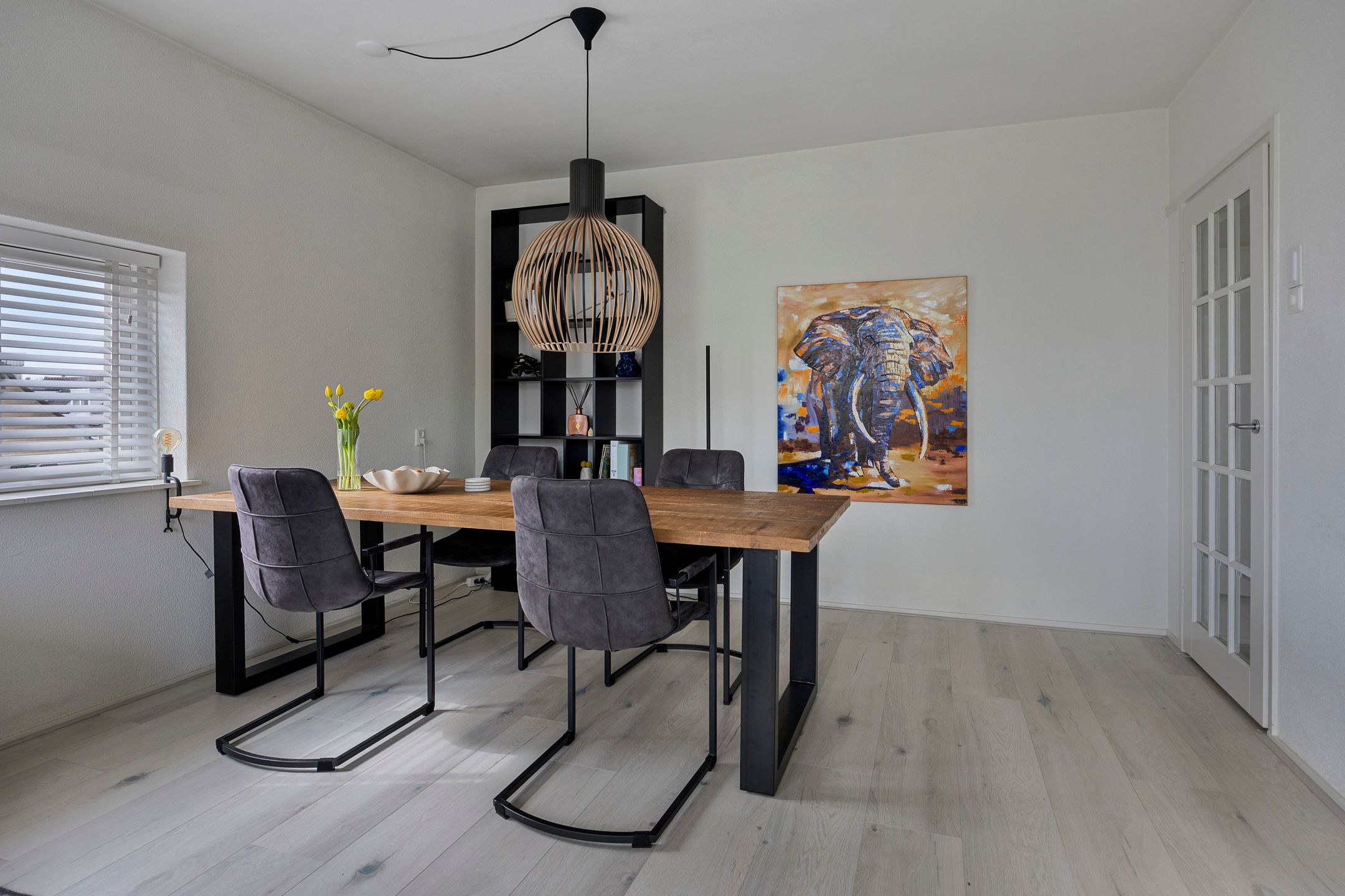 Photo 12 of Carry van Bruggenstraat 30