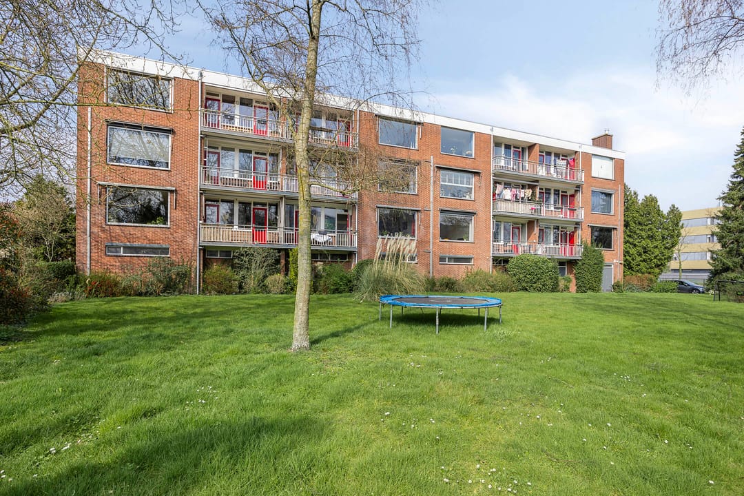 Photo 32 of Carry van Bruggenstraat 30