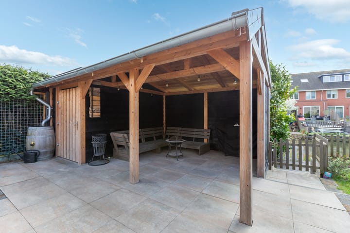 Foto 24 van Jan Dirk van Exterlaan 24