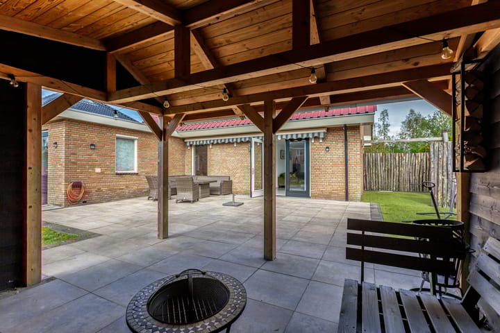 Foto 25 van Jan Dirk van Exterlaan 24