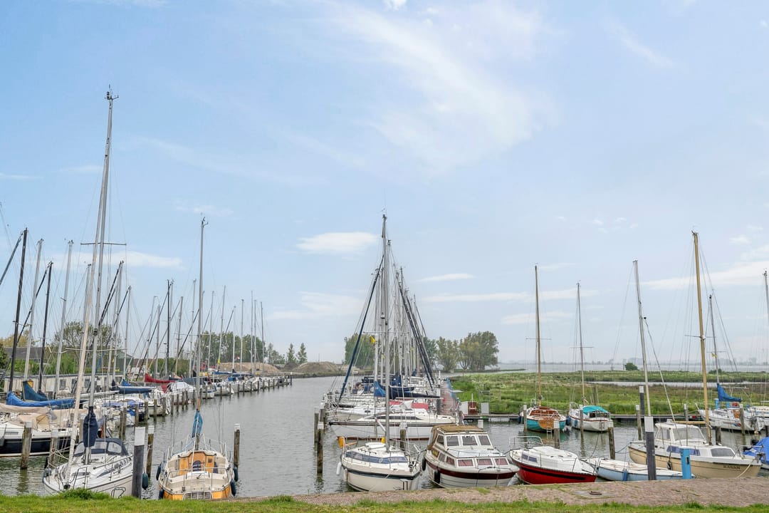 Photo 31 of Molendijk 81