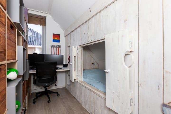 Foto 42 van Jan Dirk van Exterlaan 24