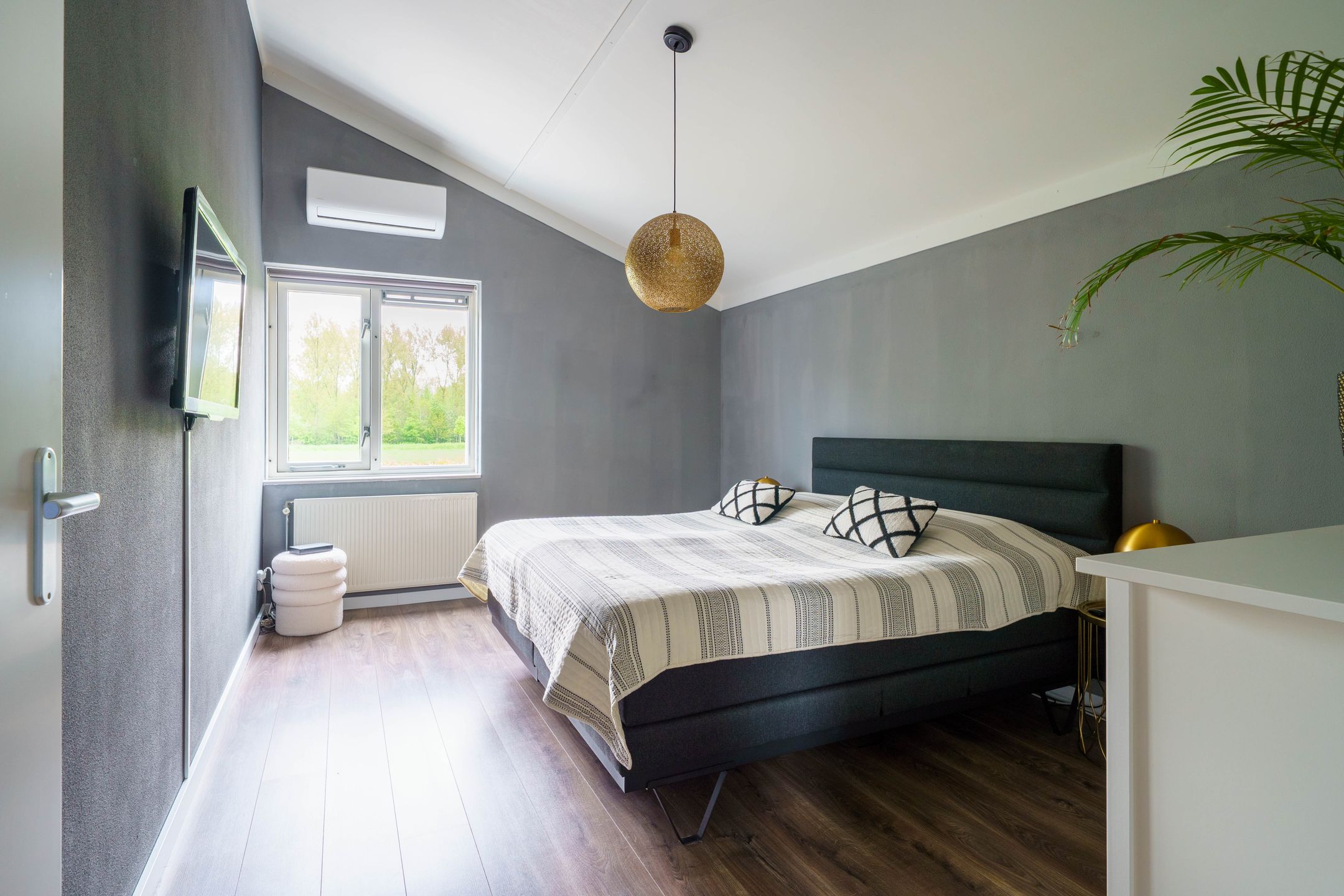 Photo 24 of Maandagstraat 42