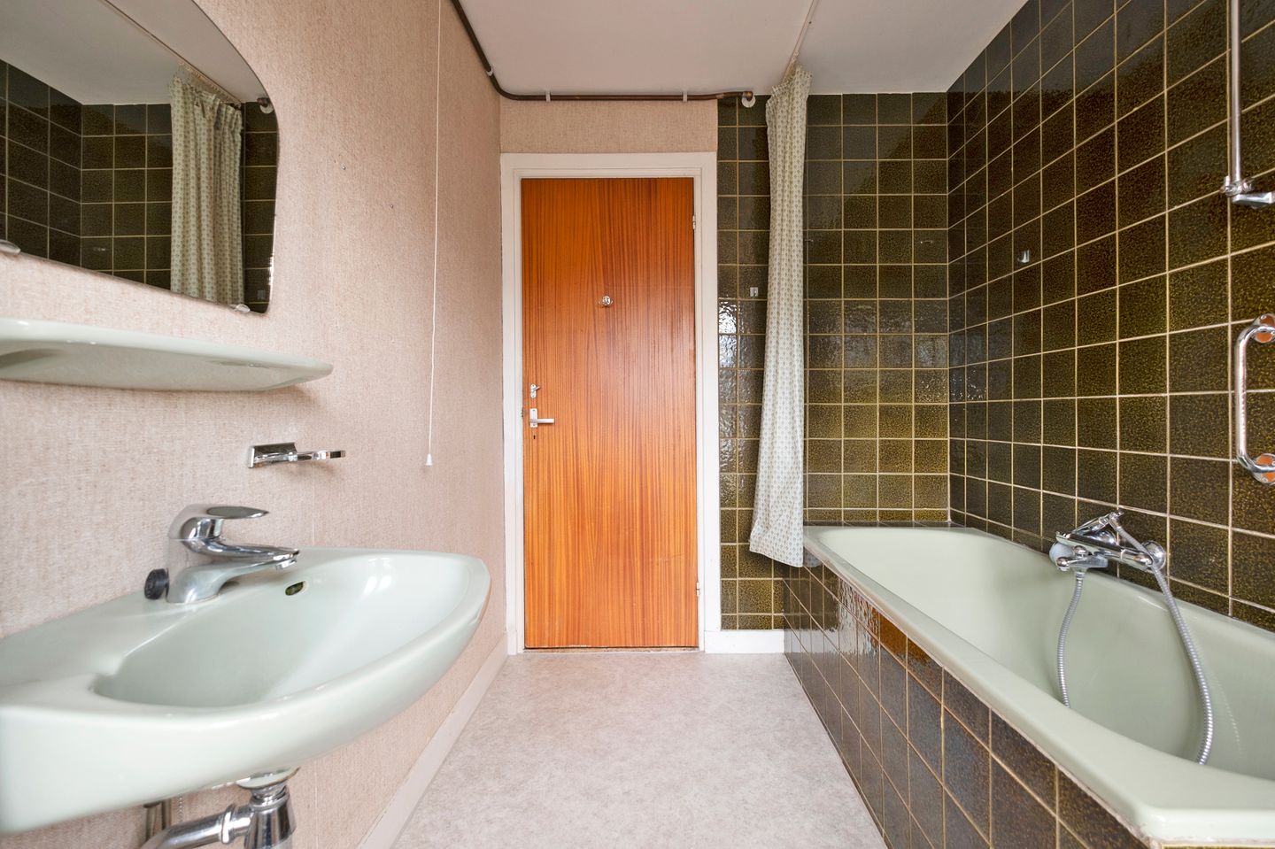 Foto 29 van Friesestraatweg 24-6