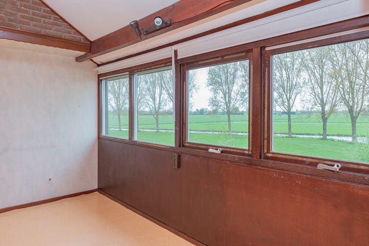 Photo 37 of Hertshooiweg 27