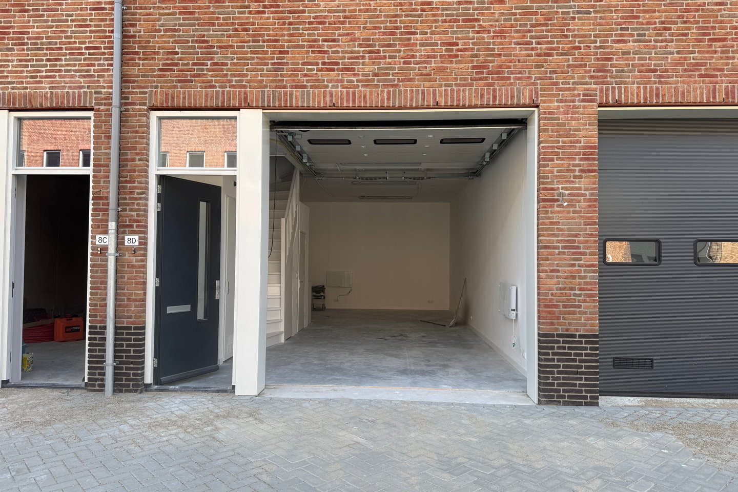 Bekijk foto 2 van Nijverheidslaan 8-D