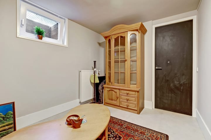 Photo 27 of Roos van Dekamahof 8