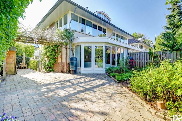 Photo 31 of Roos van Dekamahof 8