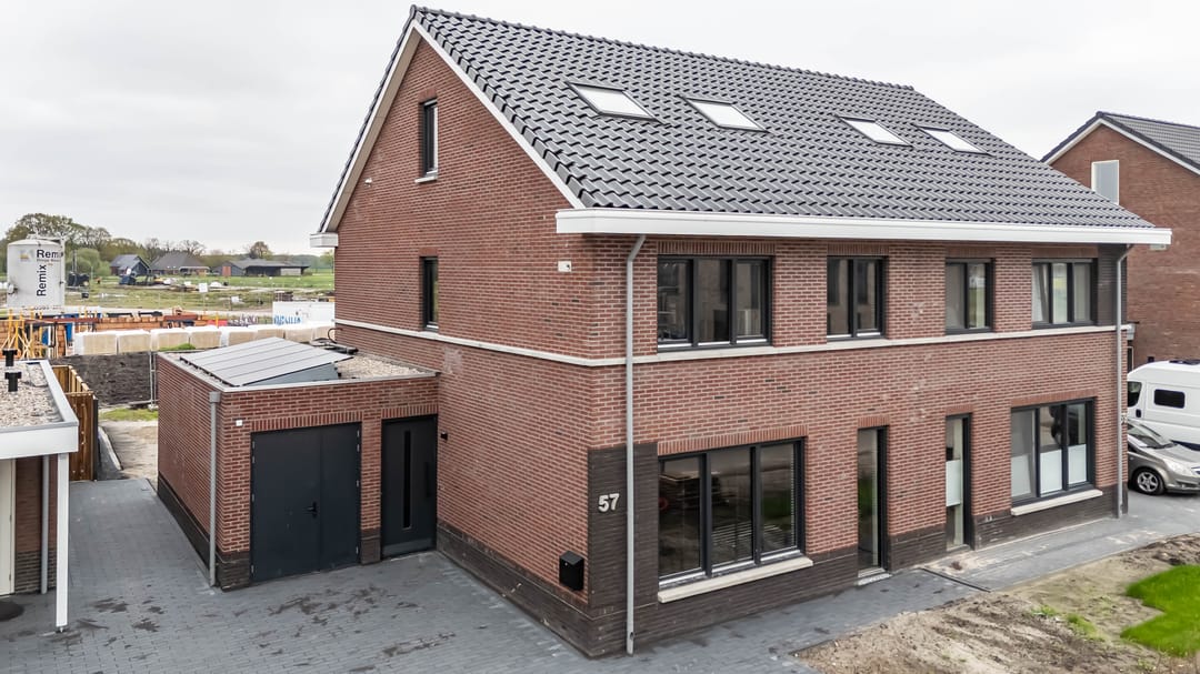 Foto 1 van Rosa Spierweg 57