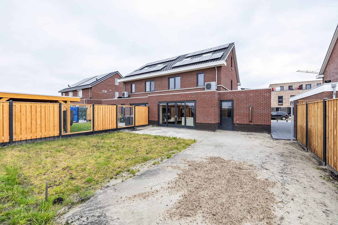 Foto 71 van Rosa Spierweg 57