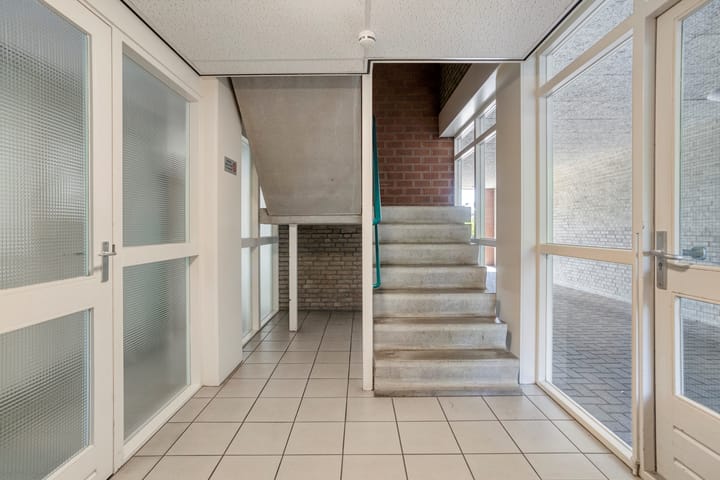 Foto 18 van Scharnerweg 94-D01