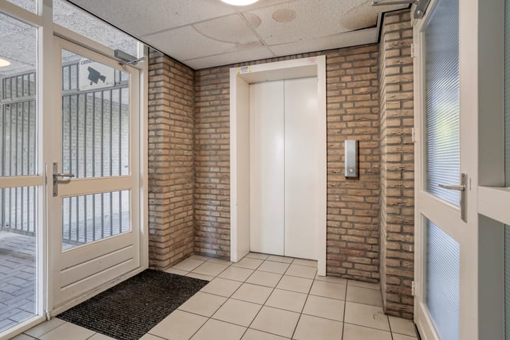 Foto 17 van Scharnerweg 94-D01