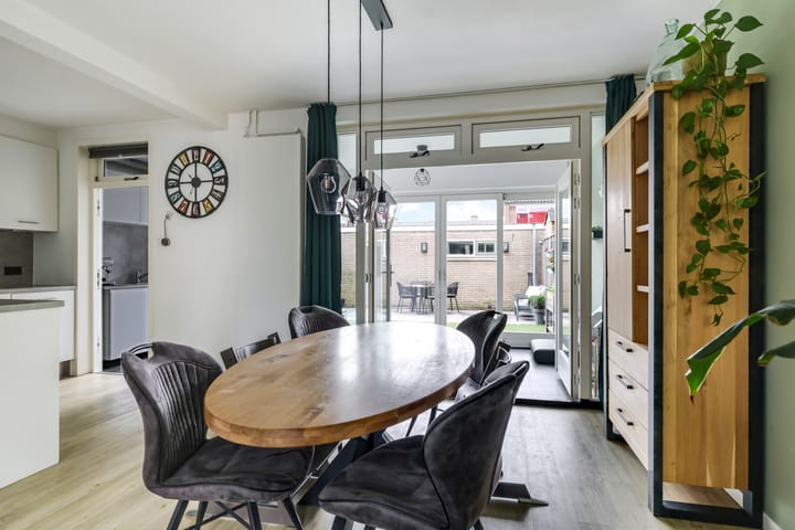 Foto 17 van Narcissenstraat 61